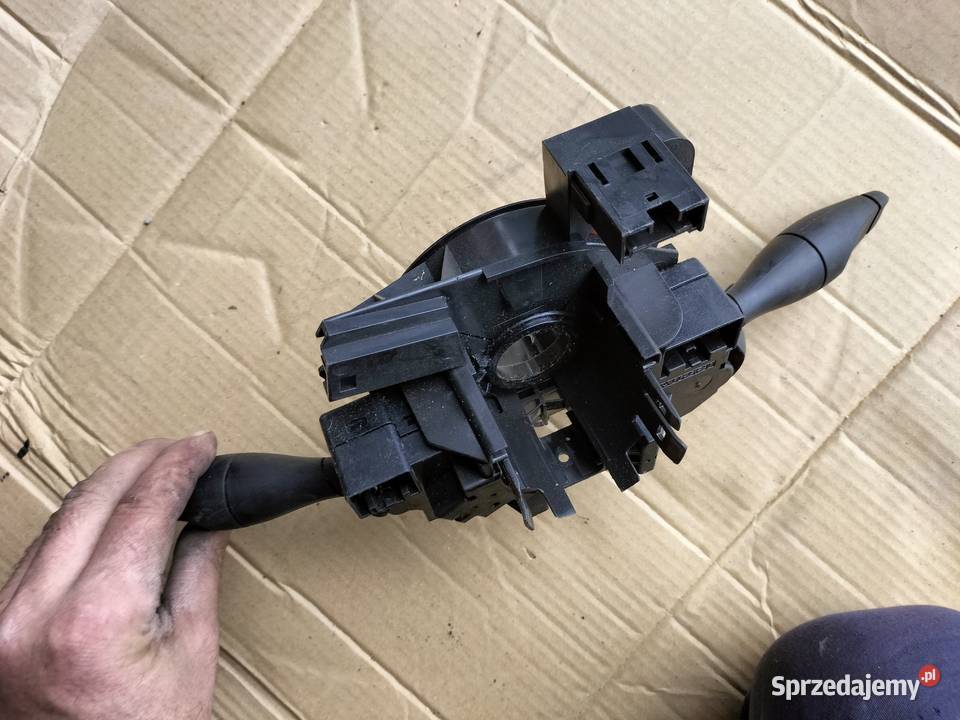 PRZEŁĄCZNIK ZESPOLONY PAJĄK FORD FIESTA MK6 Wyposażenie wnętrza Kamień-Kolonia sprzedam