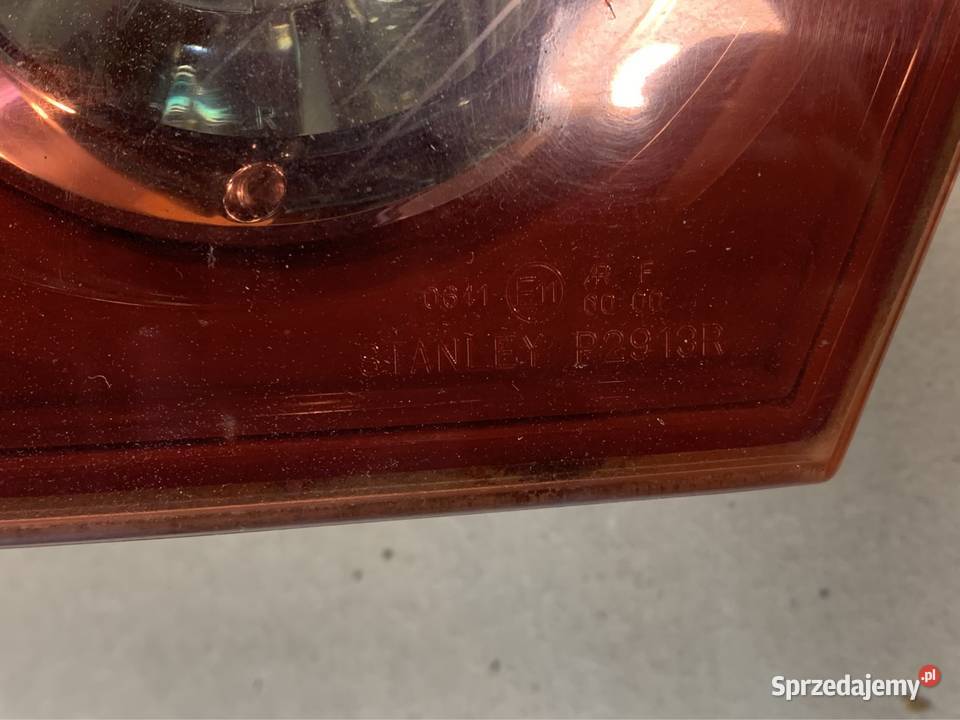 Lampa tył tylna prawa P2931R mazda 3 bk 5d Części samochodowe