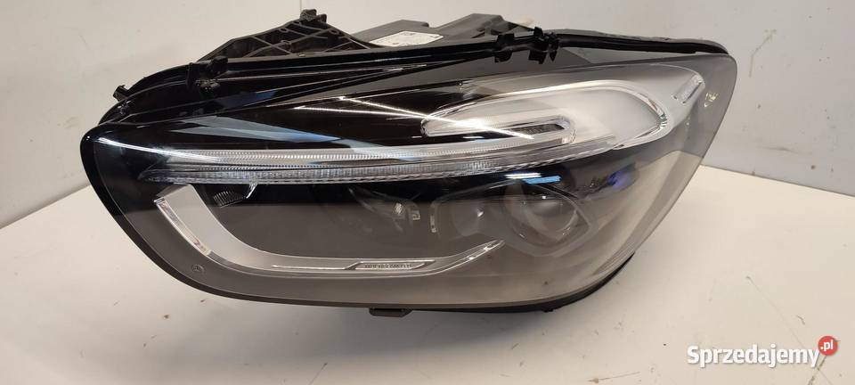 MERCEDES W247 LAMPA LEWY PRZÓD RHD ANGLIK Lampy przeciwmgielne