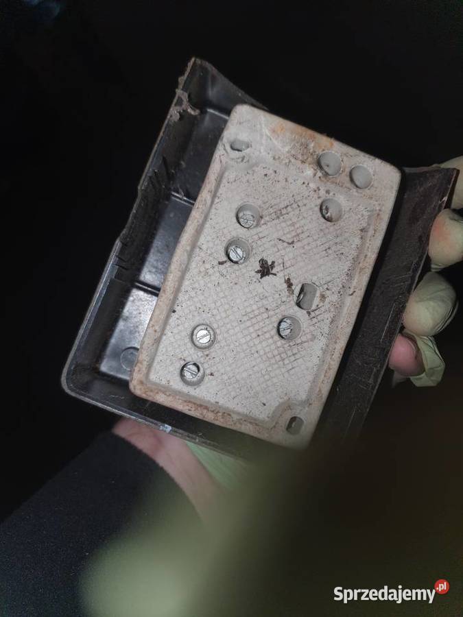 Gniazdo stare na bezpieczniki puszka bakelit PRL Warszawa