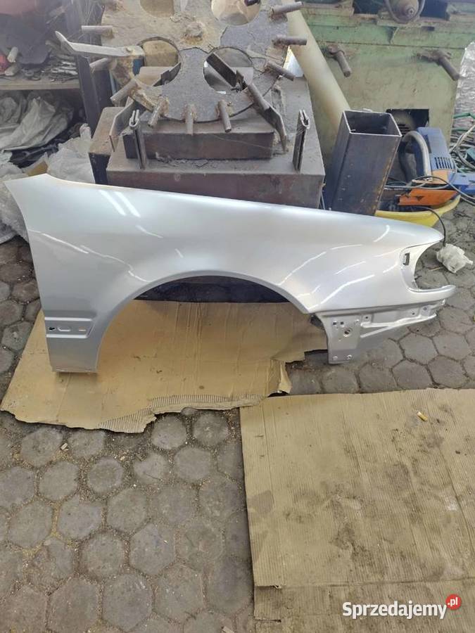 Błotnik Prawy Audi 100 9194r Tarnów