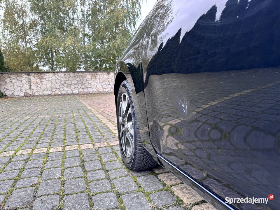 15 SKYACTIV Wyposażenia WHITE EDITION Mały śląskie Zawiercie