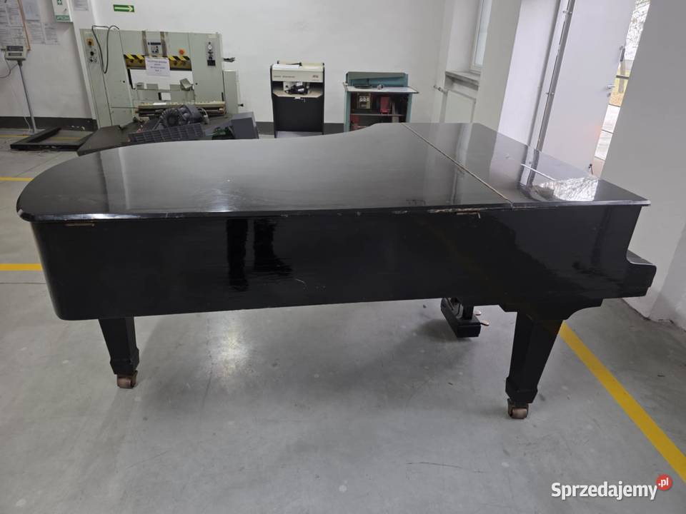 Fortepian Orkiestry Wojska Polskiego czarny Skierniewice