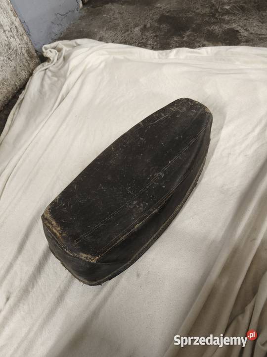 Siedzenie wierzchowina razem z zamkiem sprzedam