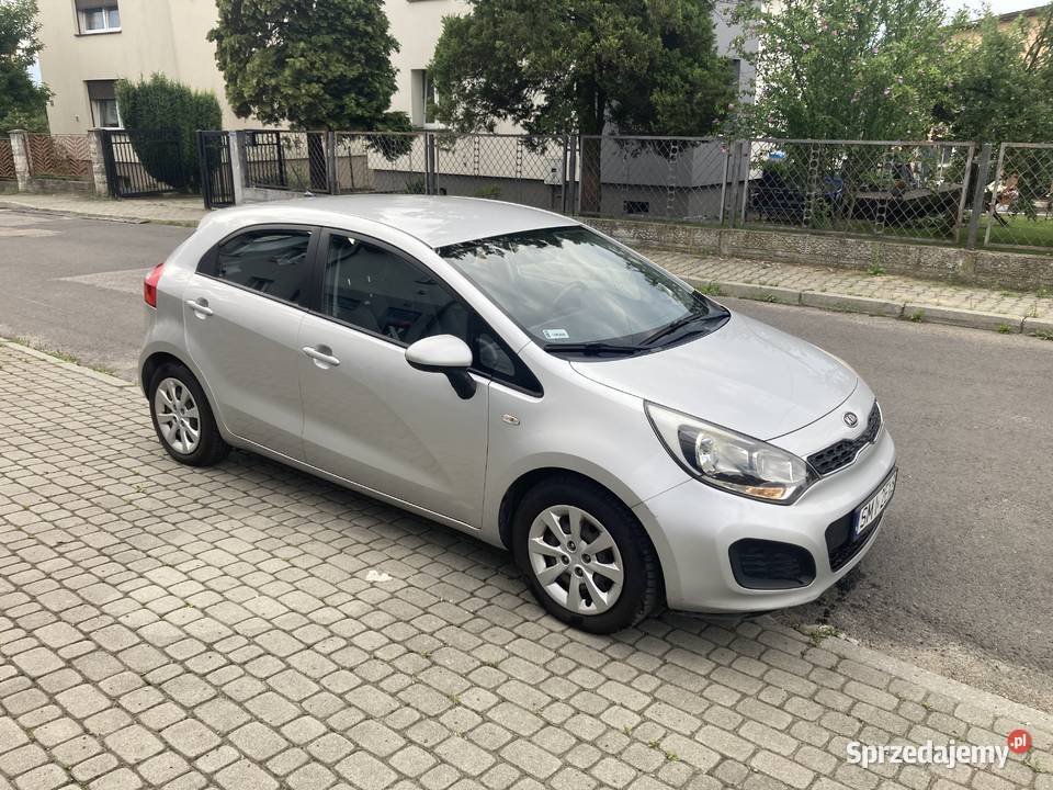 Kia Rio 2011r 12 benzyna klima kupiony w polskim salonie