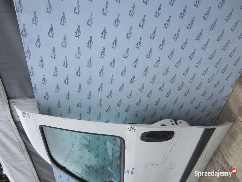 OPEL COMBO D drzwi lewe przód