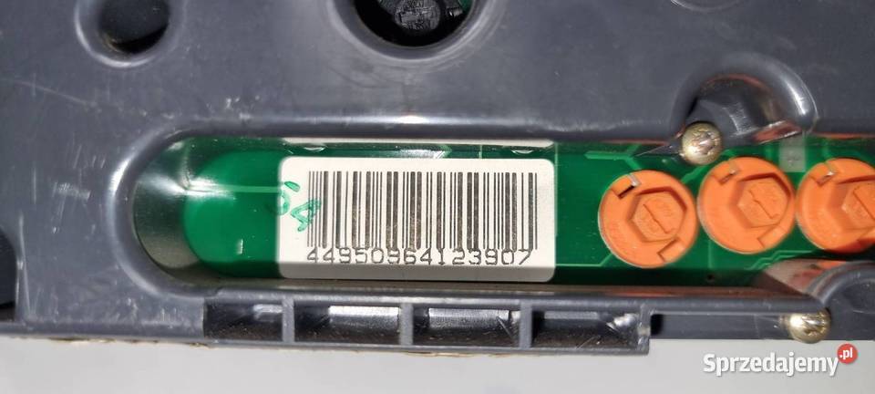 LICZNIK ZEGAR VOLKSWAGEN VENTO 1H6919033BM Lipno sprzedam
