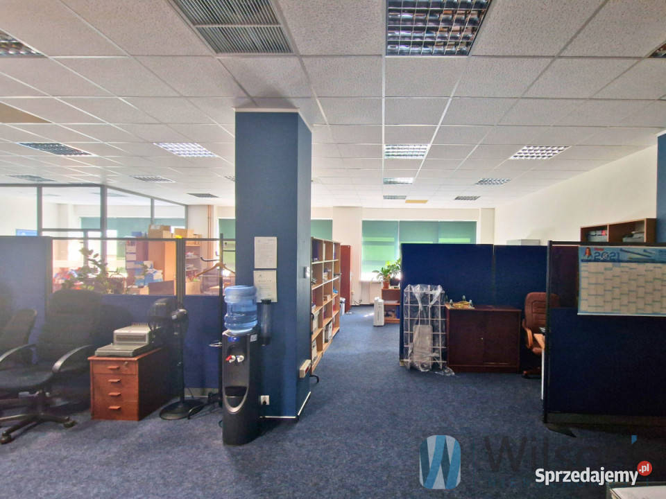 wynajmu lokalu 830m2 Warszawa