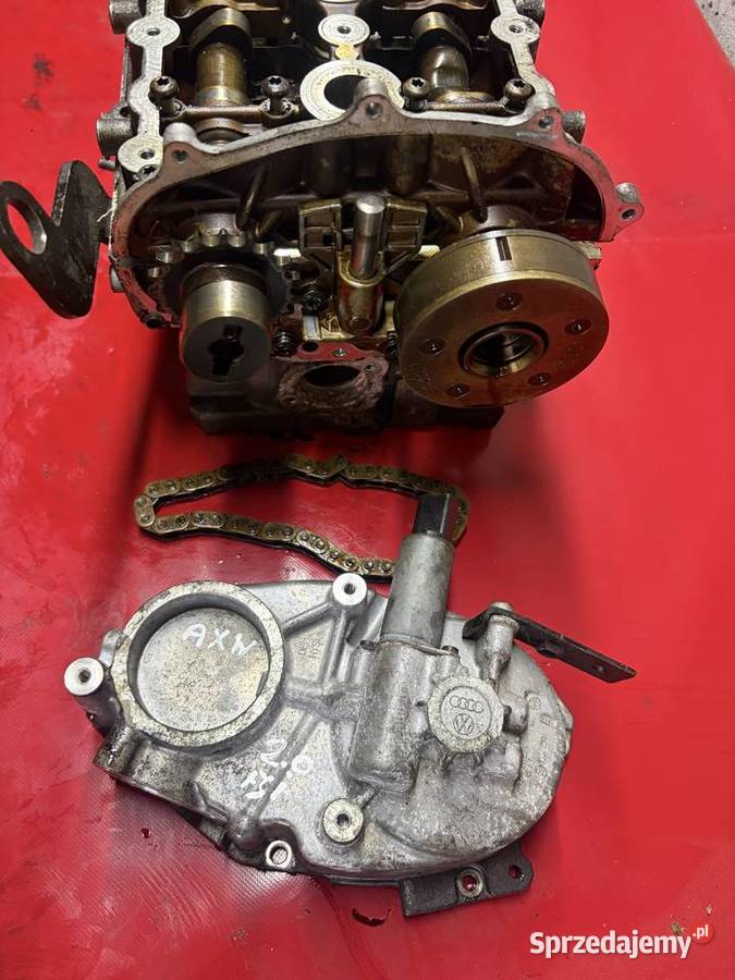 Głowica komplet 20fsi axw 150 wałki 06d103373AL Radom