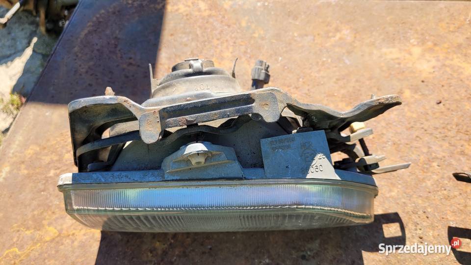 Lampy przednie Mazda 121 osobowe Łagów