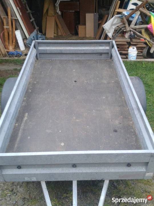 Przyczepka samochodowa z papierami Mochnaczka Wyżna