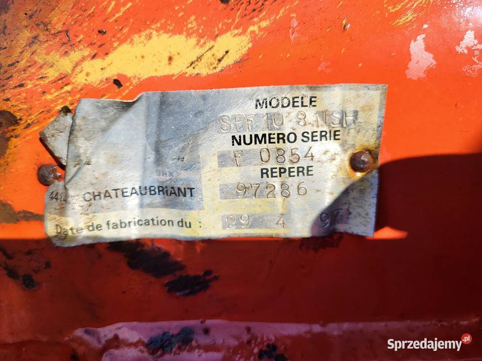 Pług Kuhn Vari Manager 120 na zabezpieczeniu nieuszkodzony Maszyny uprawowe Wąbrzeźno