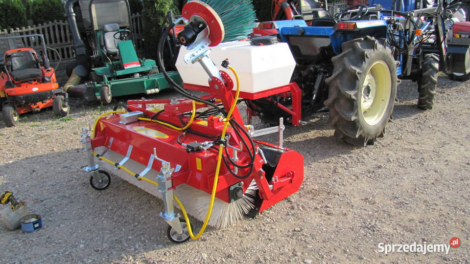 Zamiatarka walcowa z koszem 6001500 Kubota Węgrów