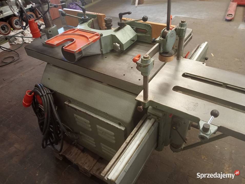Frezarka dolnowrzecionowa OKOMA z posuwem pomorskie Wejherowo
