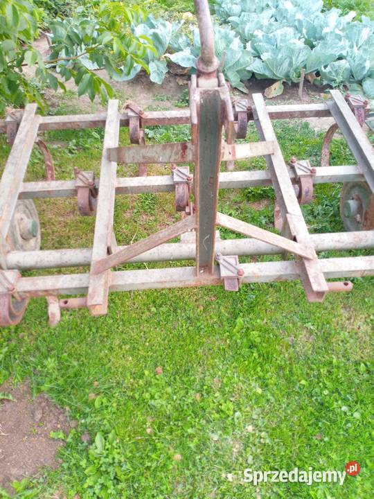 Kultywator ciągnikowy 10łapowy nieuszkodzony Frampol sprzedam