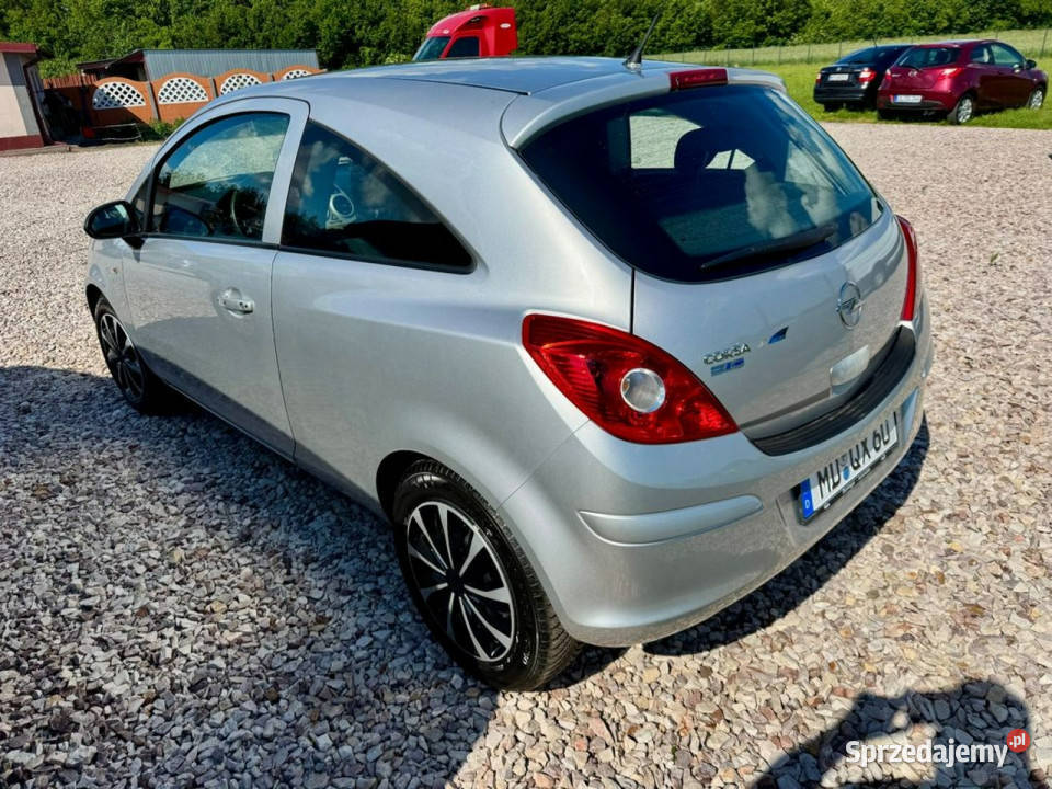 Opel Corsa Corsa D z Niemiec już Zarejestrowana srebrny Szerominek
