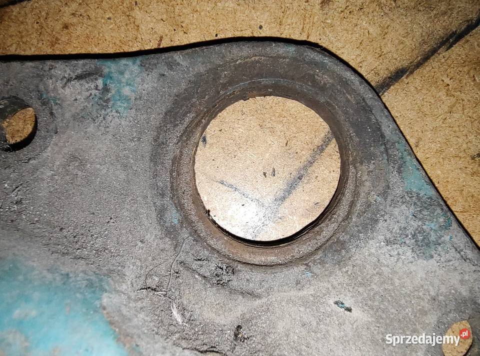 Półka przedniego zawieszenia M72 Leszno