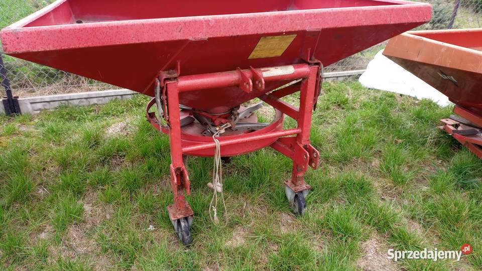 Rozsiewacz nawozu LELY 700l 900l szeroki rozrzut