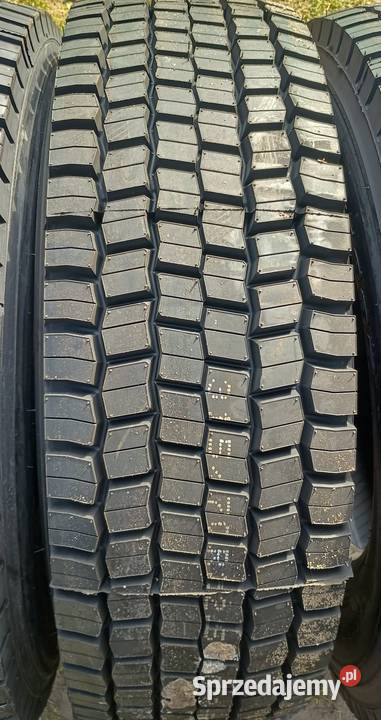 Golden Crown 335 29560 R225 Opony napęd kostka 4 Zarębki