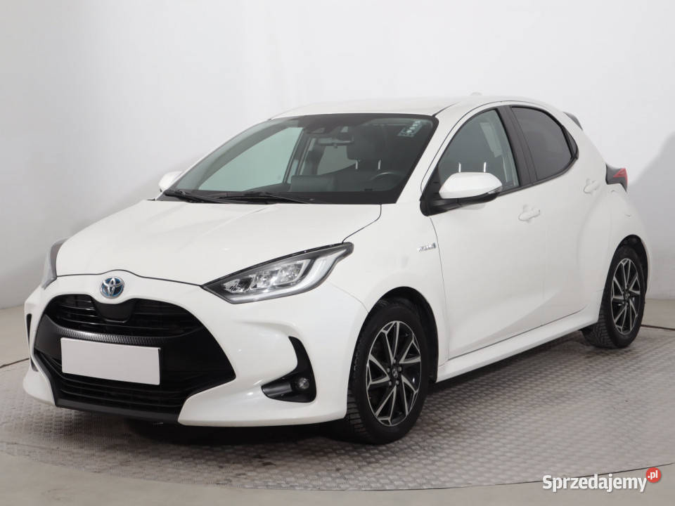 Toyota Yaris 15 VVTi Hybrid asystent pasa ruchu sprzedam