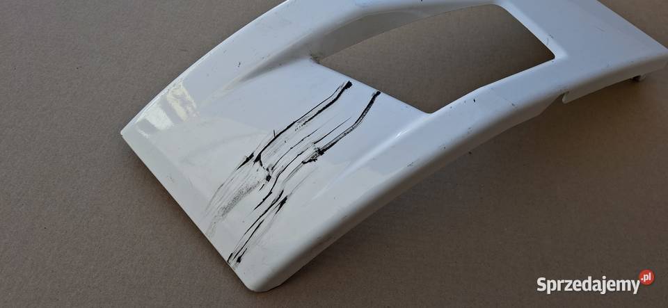 RENAULT GAMA T KRATKA RAMKA HALOGENU PRAWA Bieleń sprzedam