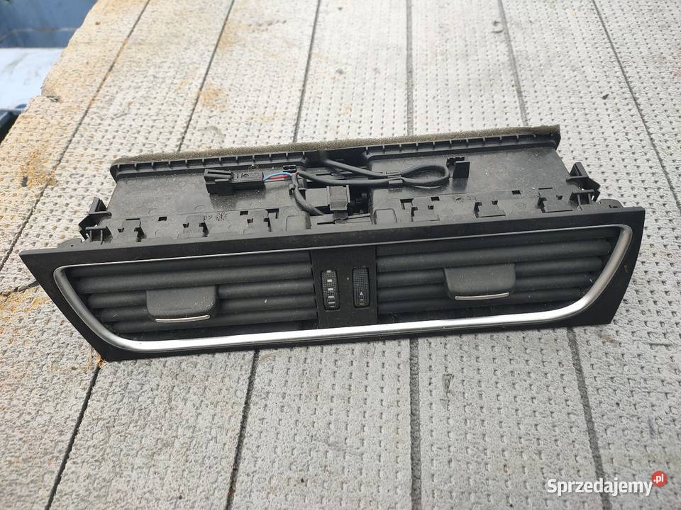 Kratki nawiewu Audi A4 B8