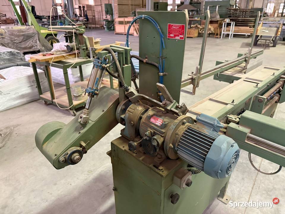 Podajnik do strugarki czterostronnej SACOT