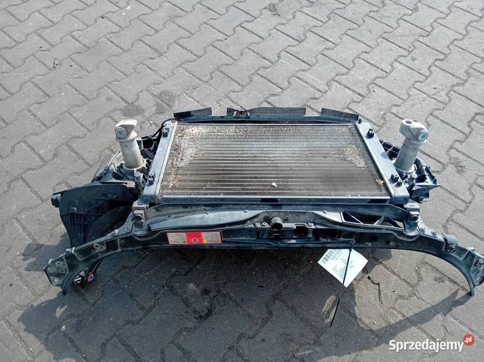 PAS PRZEDNI AUDI A4 B6 osobowe Lipno