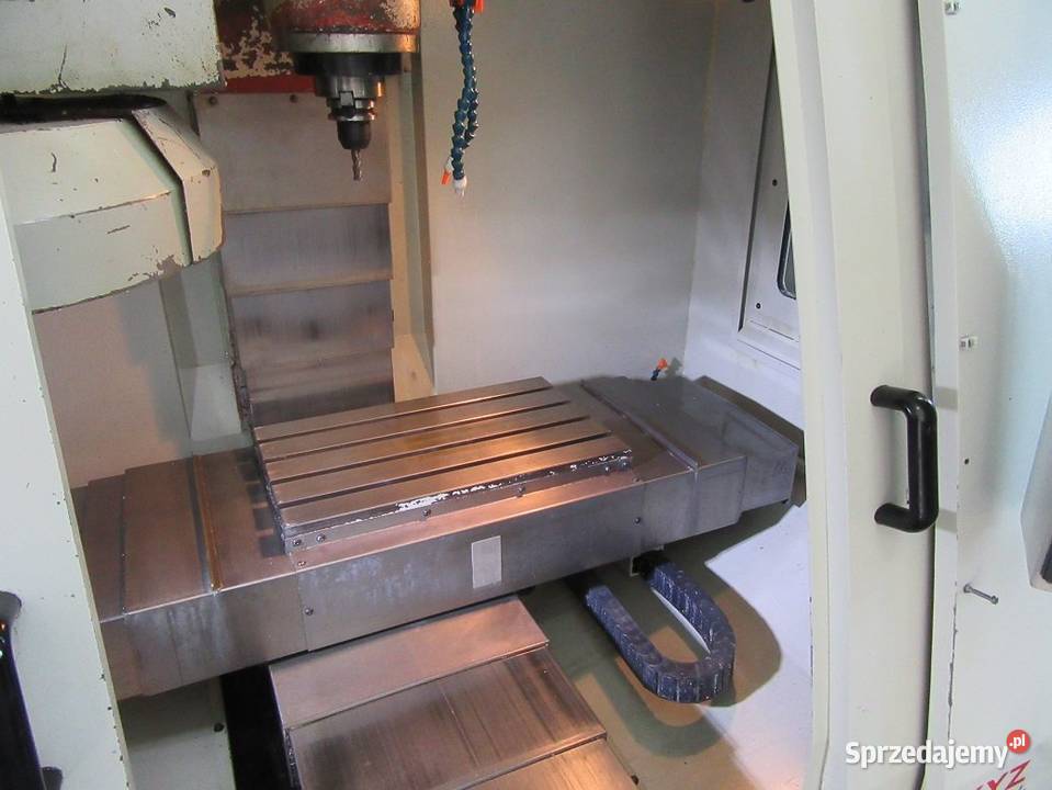 Centrum obróbcze CNC firmy XYZ Mini Mill 560 śląskie Świętochłowice
