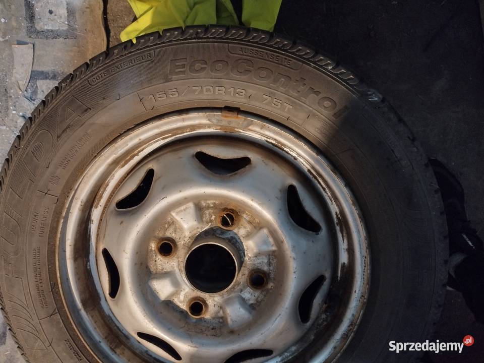 Opony letnie na stalowych felgach 15570 r13 75t Gliwice