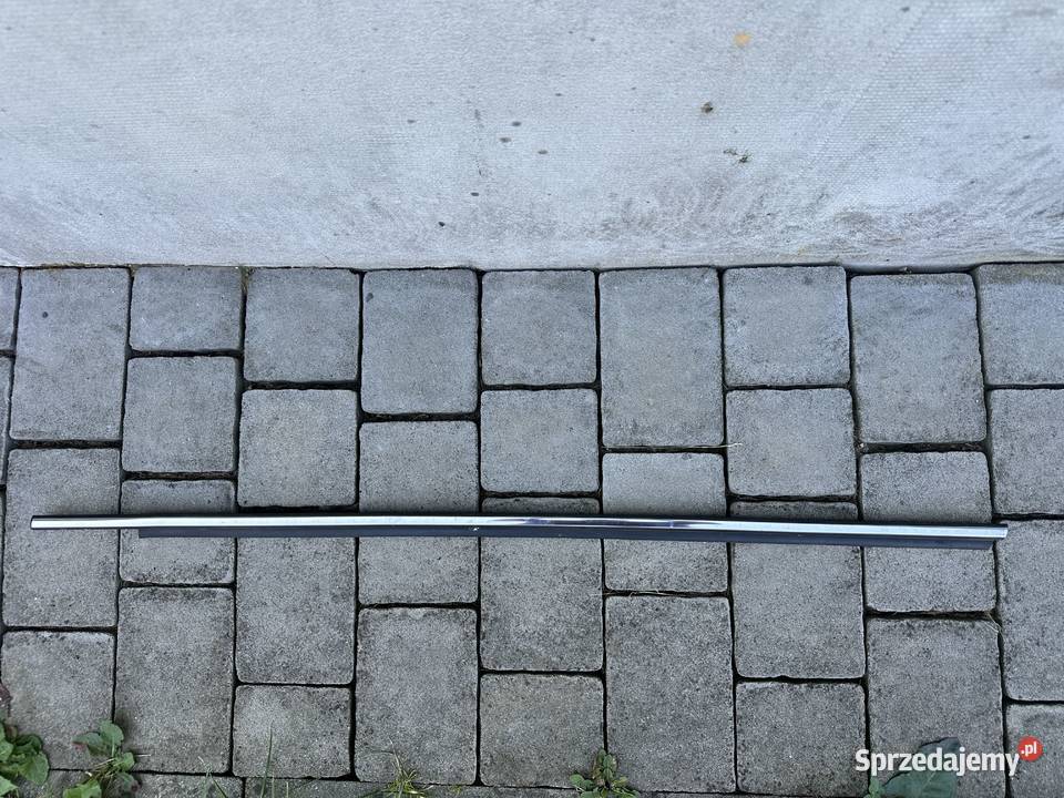 Toyota Aygo II Zgarniacz Listwa Parapet Lewy 3 Radziszów