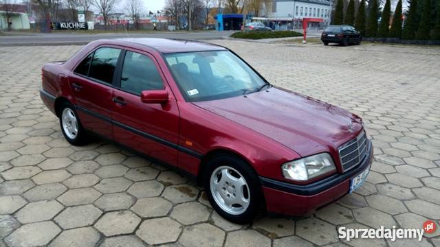 MercedesBenz C200 W2002 20 D welurowa tapicerka Biała Podlaska