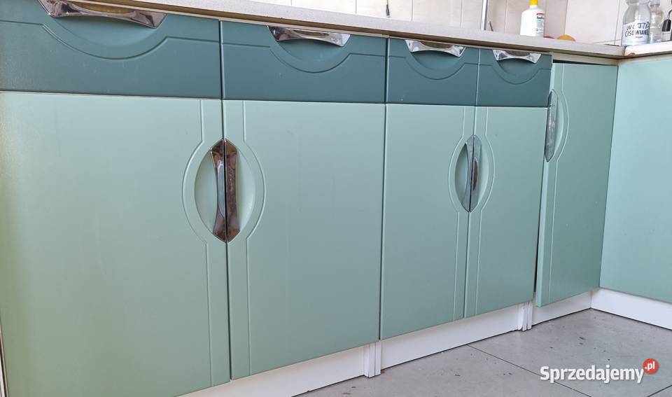 Opis Posiadam do sprzedania fronty szafek małopolskie