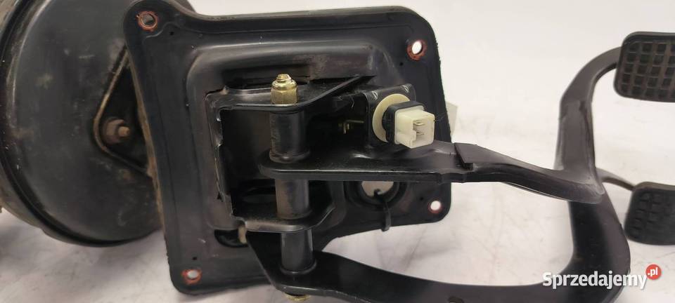 SERWO HAMULCOWE PEUGEOT 106 B358209 Lipno