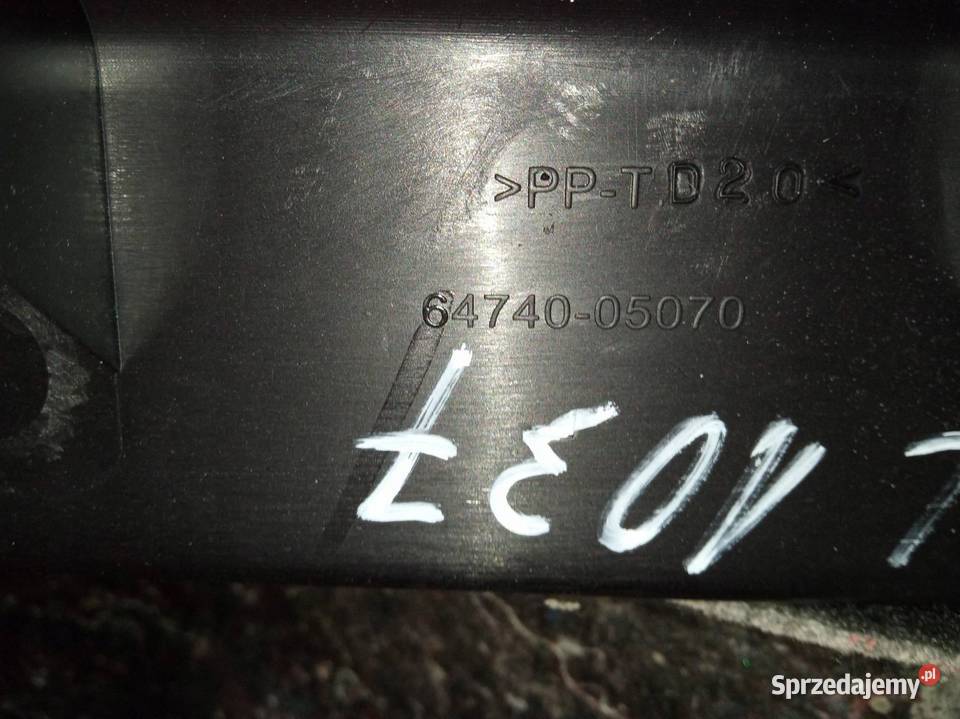 TAPICERKA BOCZEK BAGAŻNIKA LEWY PRAWY KOMPLET