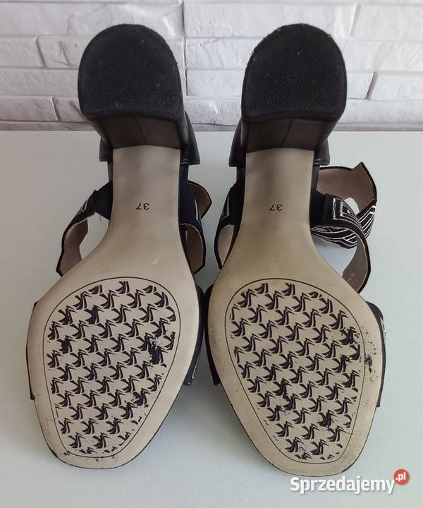 Damskie sandały czarno białe na obcasie HIGO inna Sandały i klapki