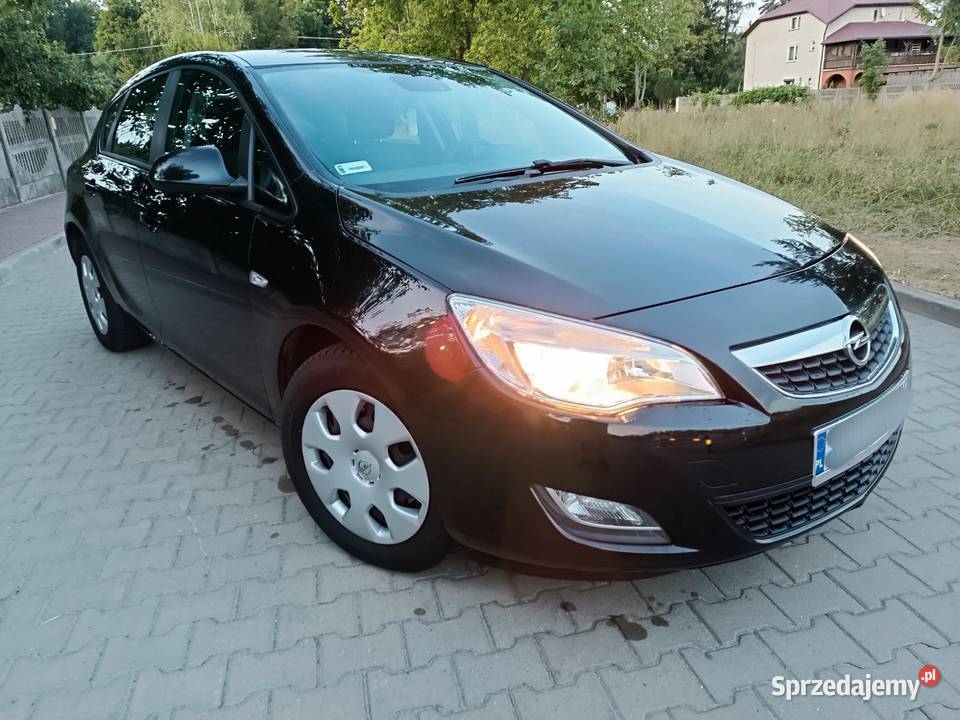 Opel Astra J 17 CDTi 110 2011 1 właściciel mazowieckie