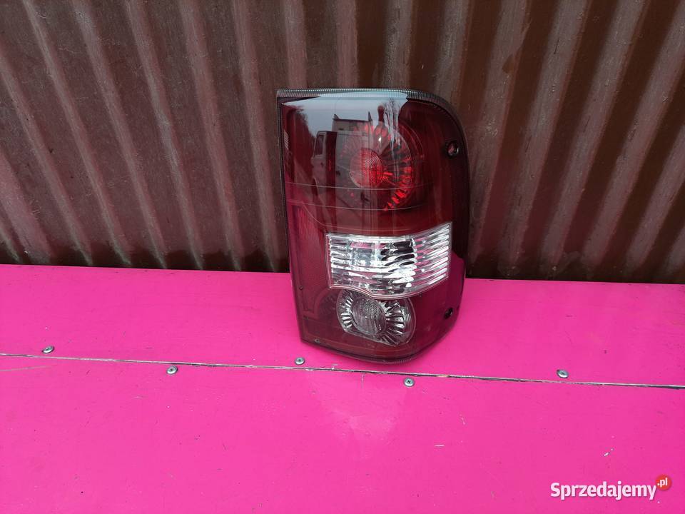 Ford Ranger 20052009 Lampa tylna prawa nowa lampy tylne Pruszków sprzedam