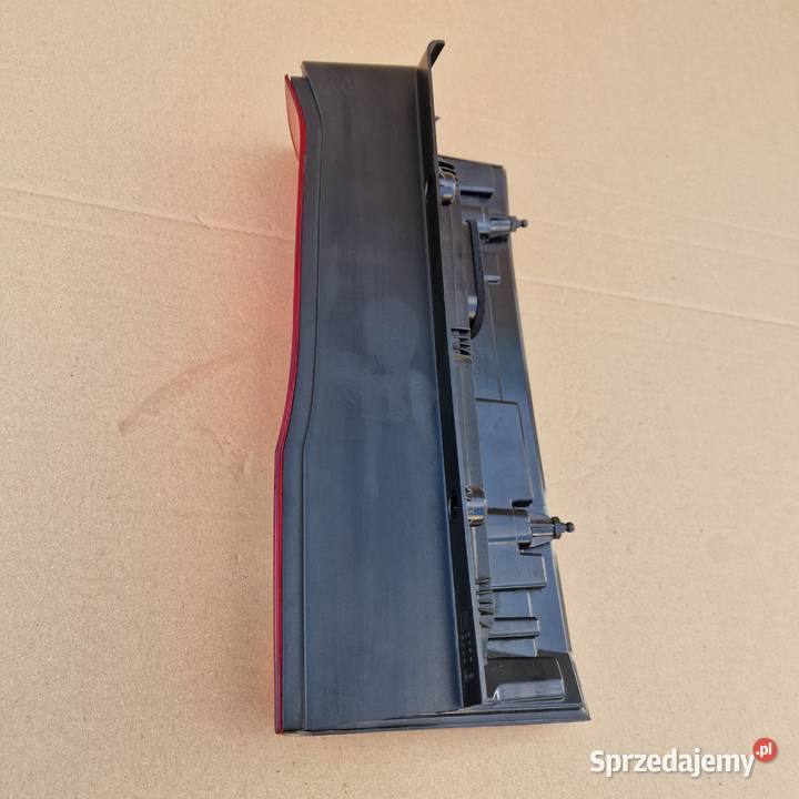 VW CRAFTER MAN TGE LAMPA TYŁ LEWA ORYGINAŁ Bieleń