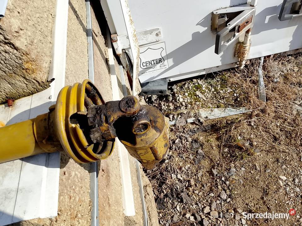 Wałek rolniczy że sprzęgłem WOM Części i osprzęt rolniczy świętokrzyskie Bieliny