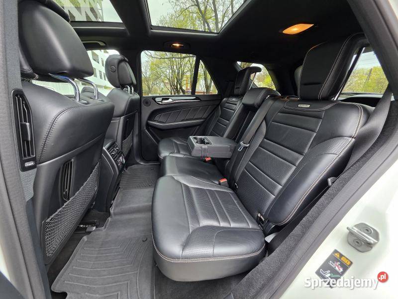 ML 63 AMG 4MATIC V8 55l benzyna 525 Zadbany Warszawa