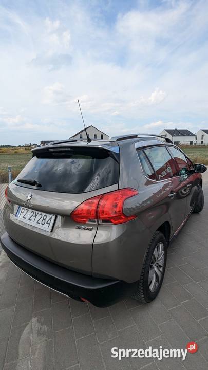 Sprzedam Peugeot 2008 produkcji 2013 Dachowa