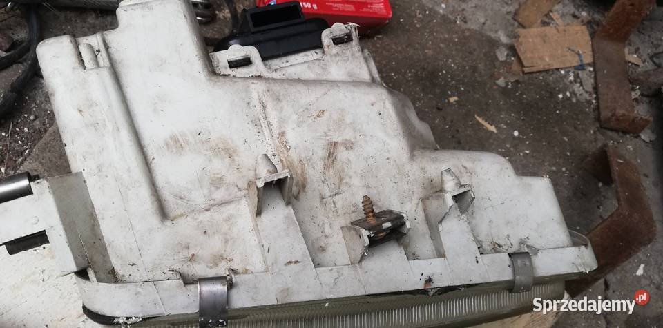 VW Polo lampa przednia lewa 942001 Kielce