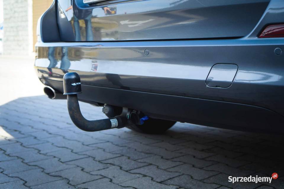 Piękny Opel Astra J Sports Tourer Turbo hak