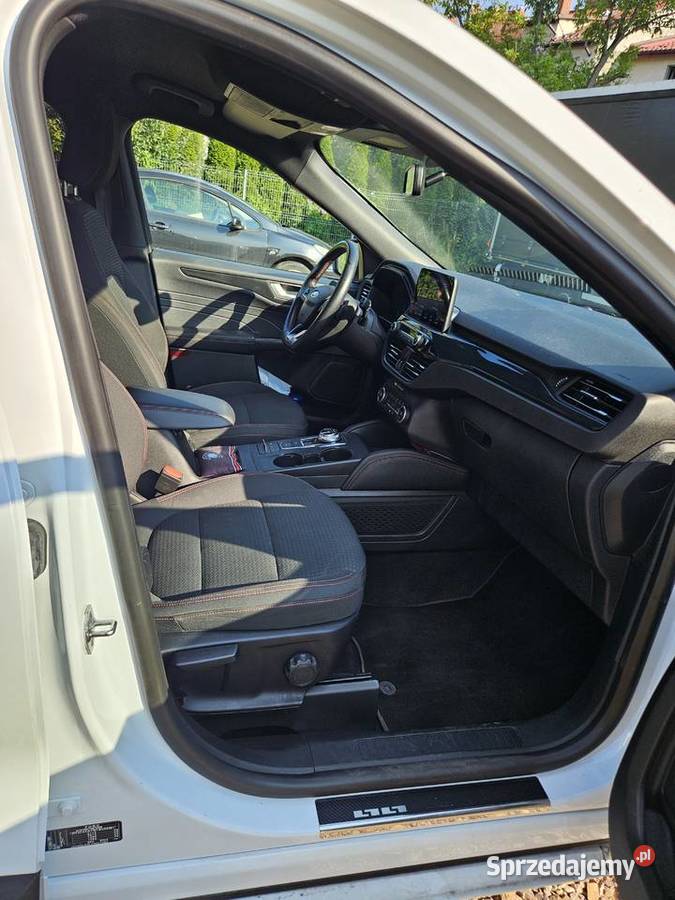 Ford Kuga III ST 15 120 AT Biały SUV 2021 158k 158000km sprzedam