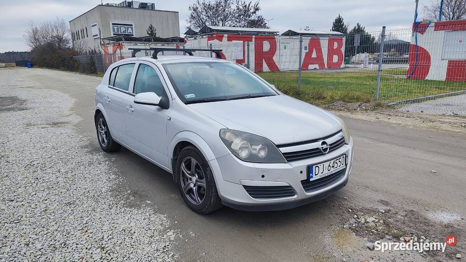 Opel Astra H 12 lat w jednych rękach koła zimowe 90KM Długołęka