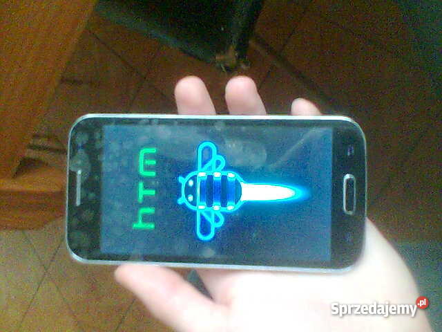 Trzy telefoniki karta pamięci 8GB Ekran dotykowy Żnin