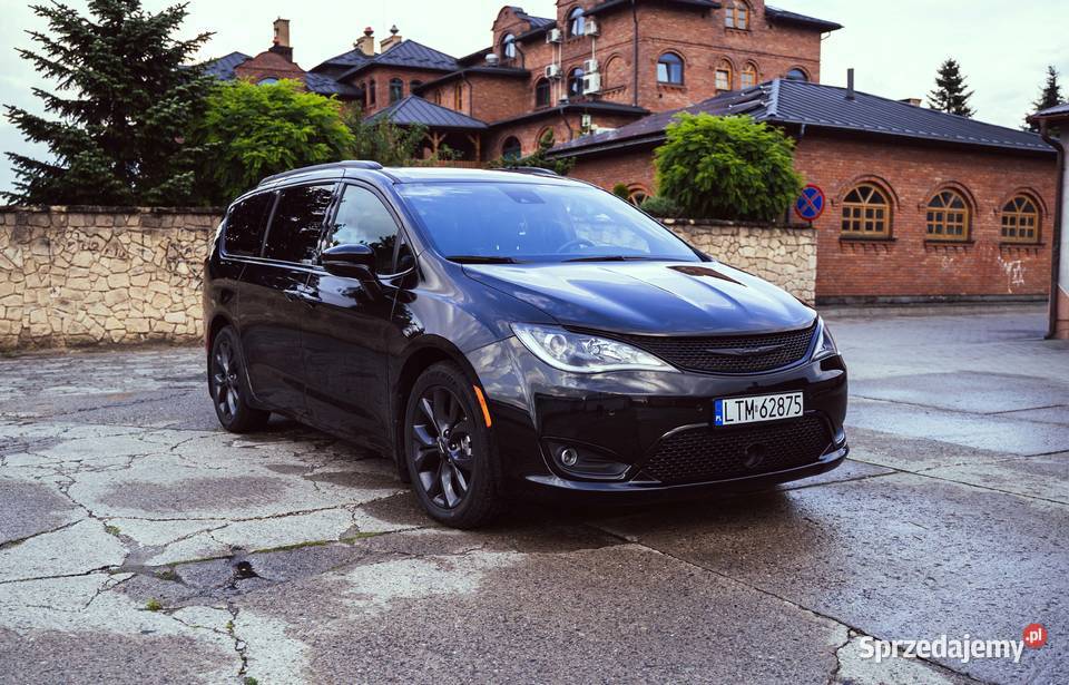 Chrysler Pacifica LIMITED S 2020 FULL 46 000 Chrysler Tomaszów Lubelski