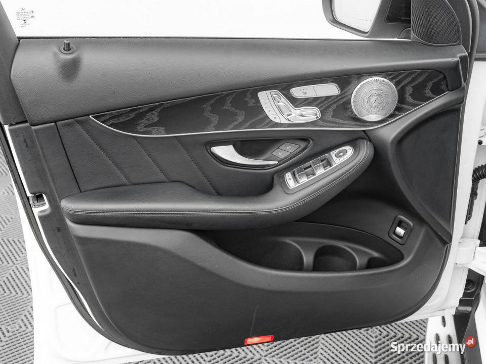 Mercedes GLC 300 GD9C860Coupe 300 4Matic Podgrzf Mercedes-Benz Pępowo