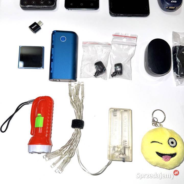 Zestaw elektroniki telefony urządzenia słuchawki Warszawa